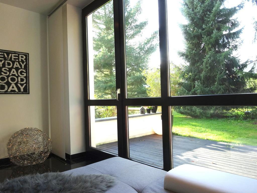 Apartment Black & White Neuss