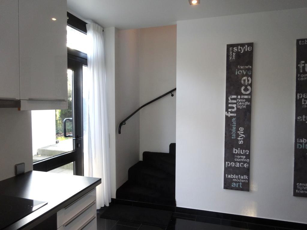 Apartment Black & White