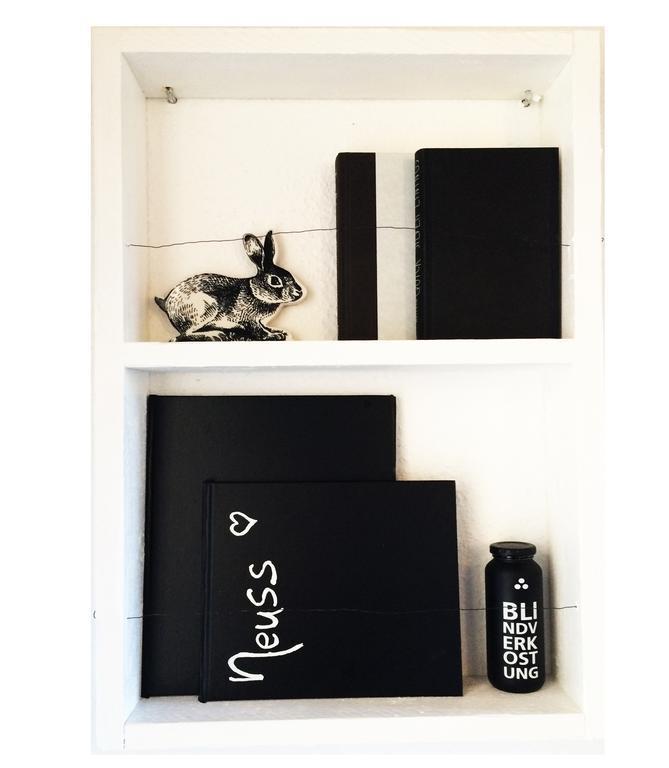 Black & White Apartment *